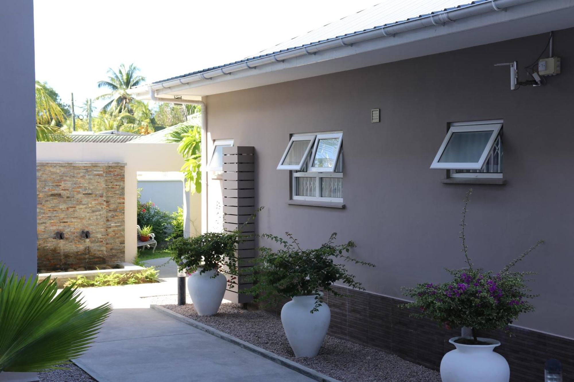 Hotel La Roussette Anse aux Pins Eksteriør bilde